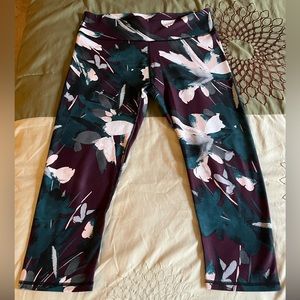 Fabletics Floral Capri Bottoms